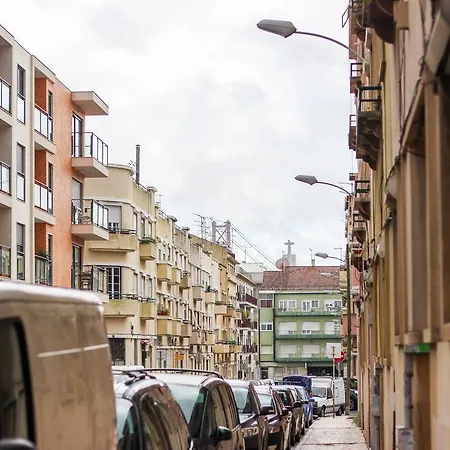 Apartment Charming Near Belem Lisbon